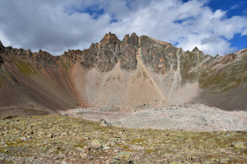 La Tête de la Cassille vue des lacs de la Casse Blanche
