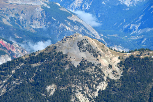 L'ancien Fort de l'Infernet vu du Grand Peygu