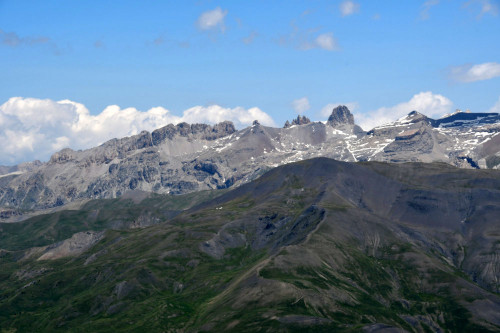 Pic des Houerts vu du vallon du Crachet