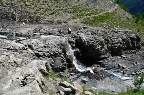 Le ruisseau des Lauzes