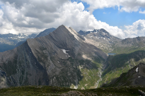 La crête de la Taillante vue du Sparveyre