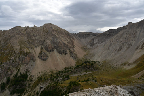 Le Petit Puy et la crête des Barres vus de Coste Rousse